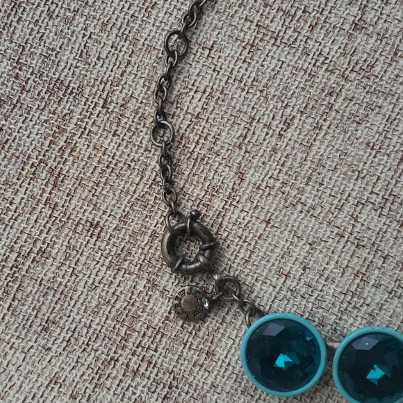 J.Crew Jumbo Teal Brûlée Brulee Crystal Necklace - Picture 3 of 11